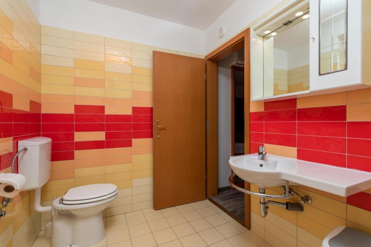 Guest House Ana Baska  Ngoại thất bức ảnh